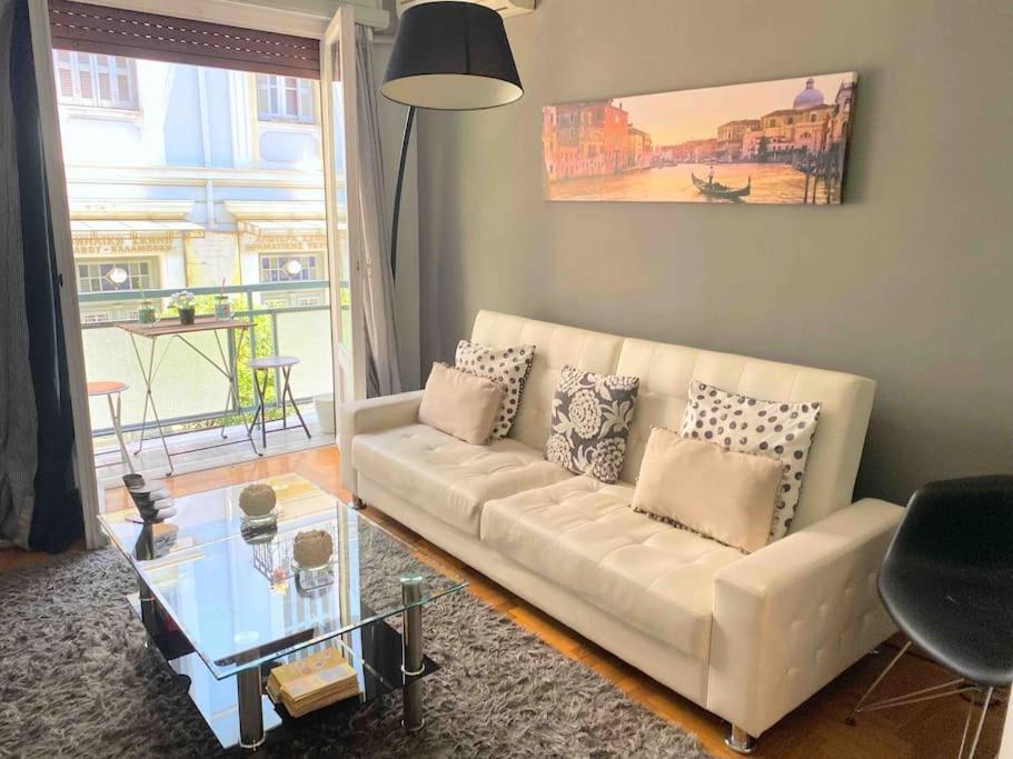 2Bdr Olympianzeus Apt With Netflix Atenas Exterior foto