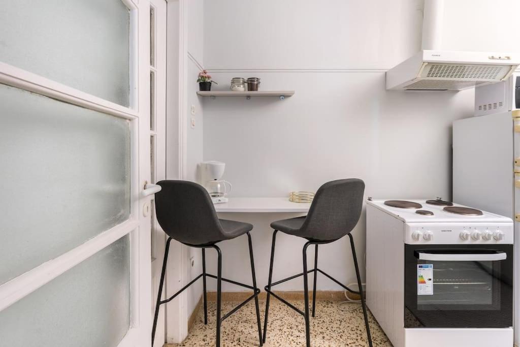 2Bdr Olympianzeus Apt With Netflix Atenas Exterior foto